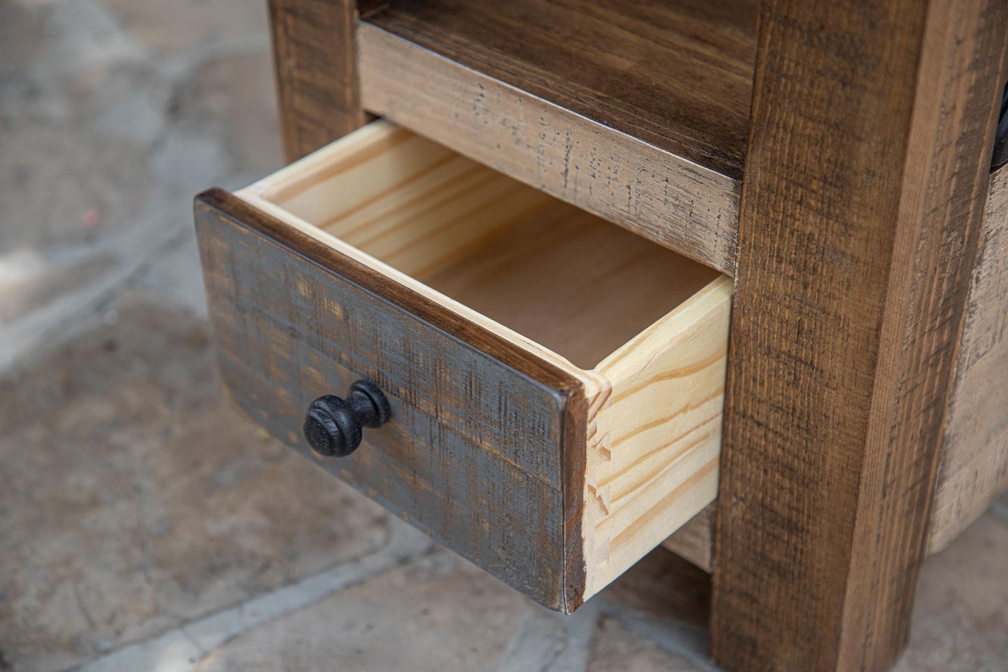 Andaluz - Table