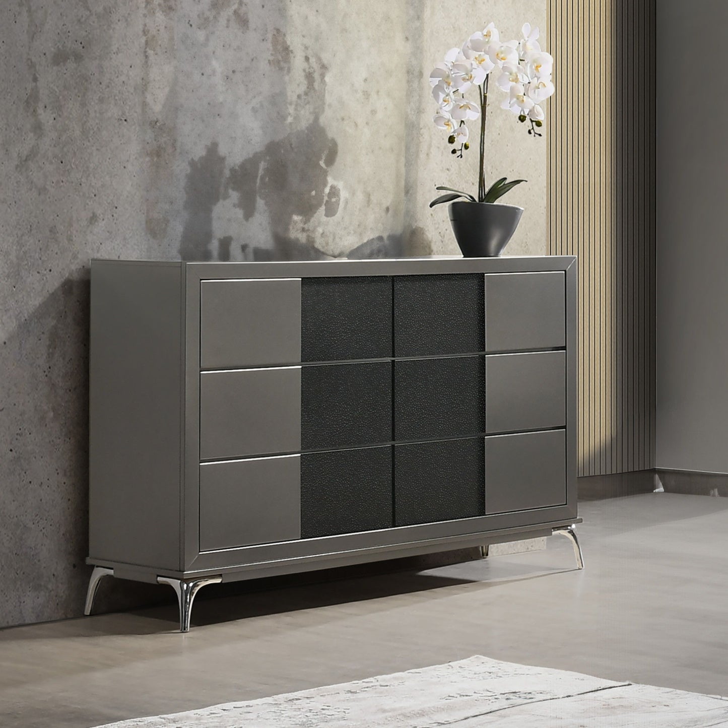 Nocturne - Dresser