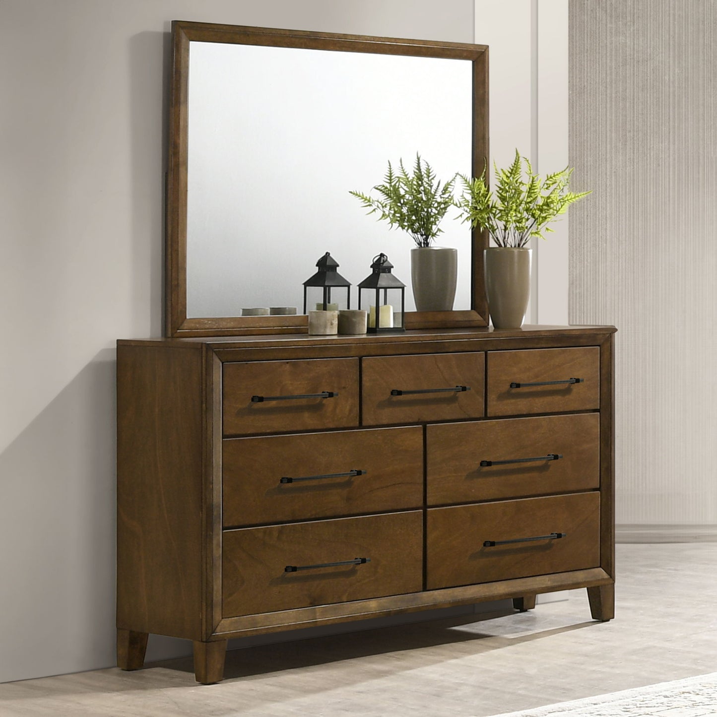 Ballard - 7 Drawer Dresser
