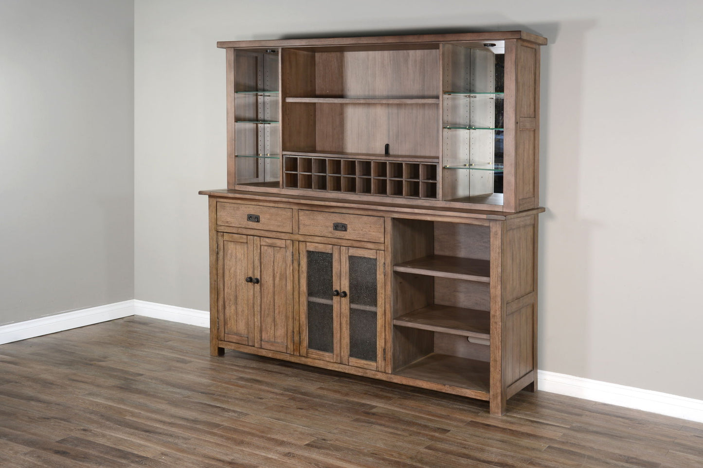Doe Valley - Buffet, Hutch