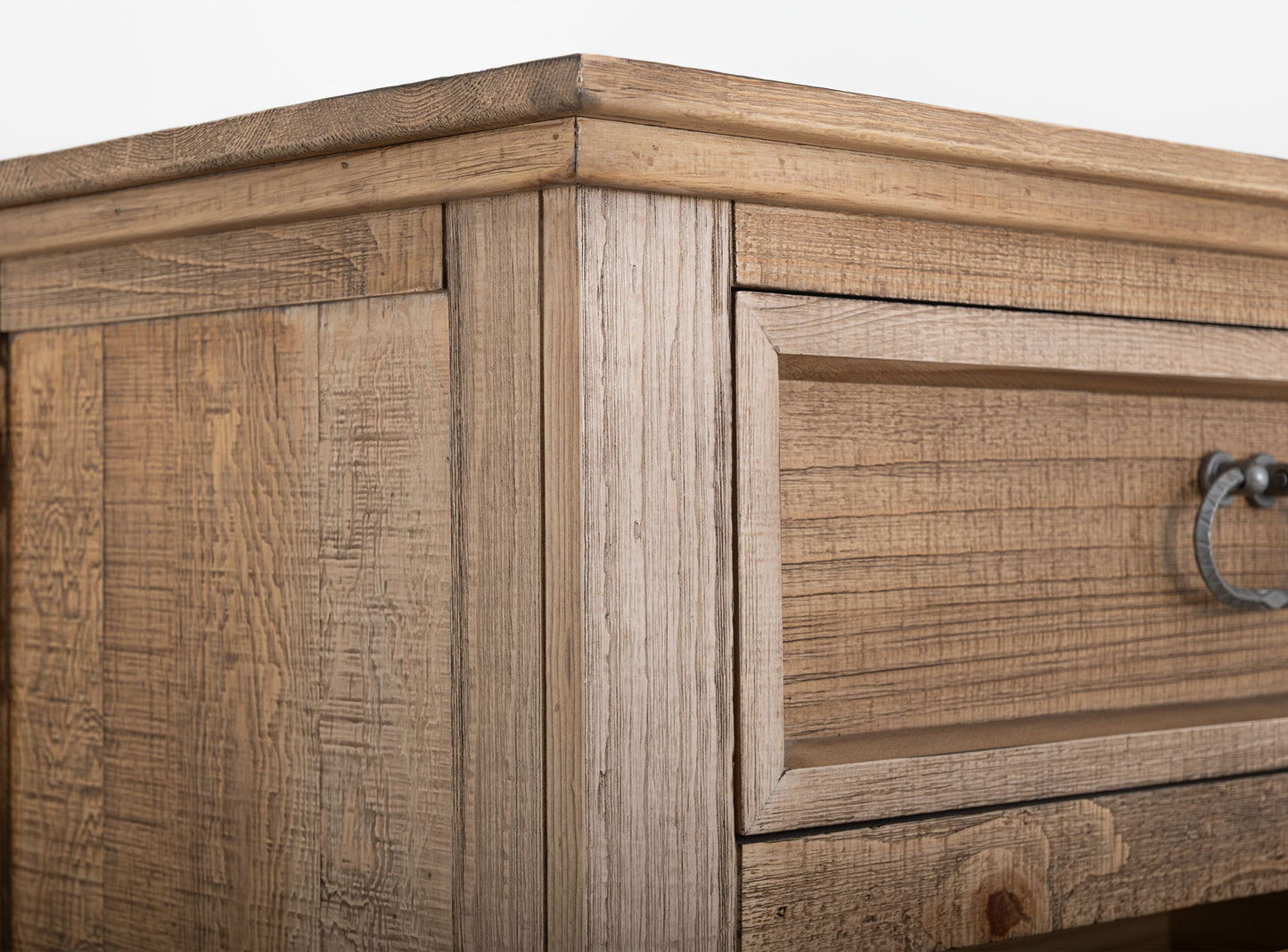 Montana - Chest - Two Tone Light Brown