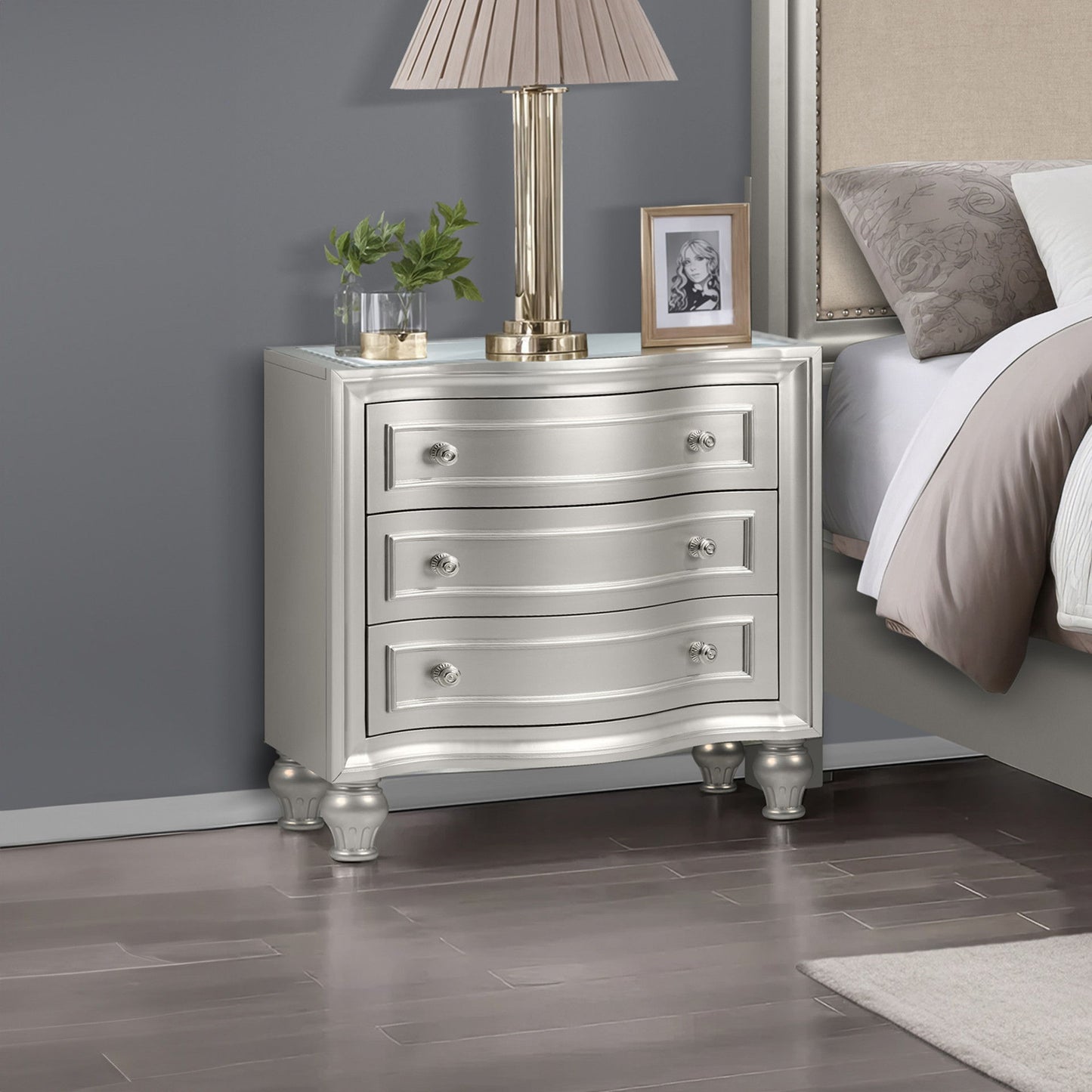 Reflections - Nightstand With Mirrored Top - Silver