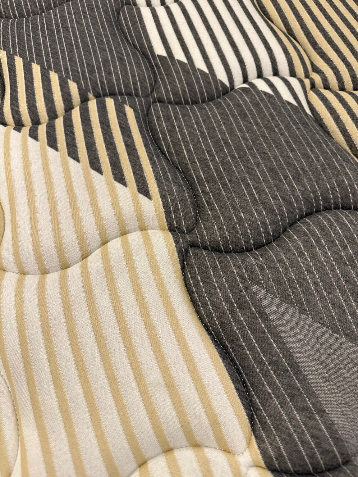 Hummingbird Delilah Firm Mattress