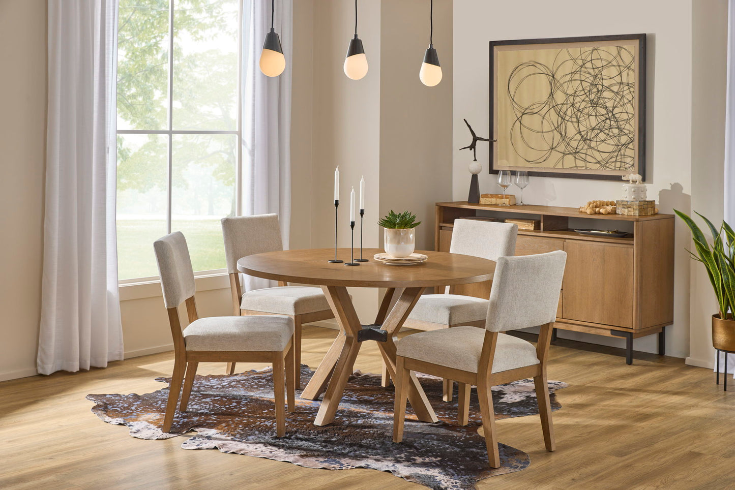 Millwork - Round Dining Table