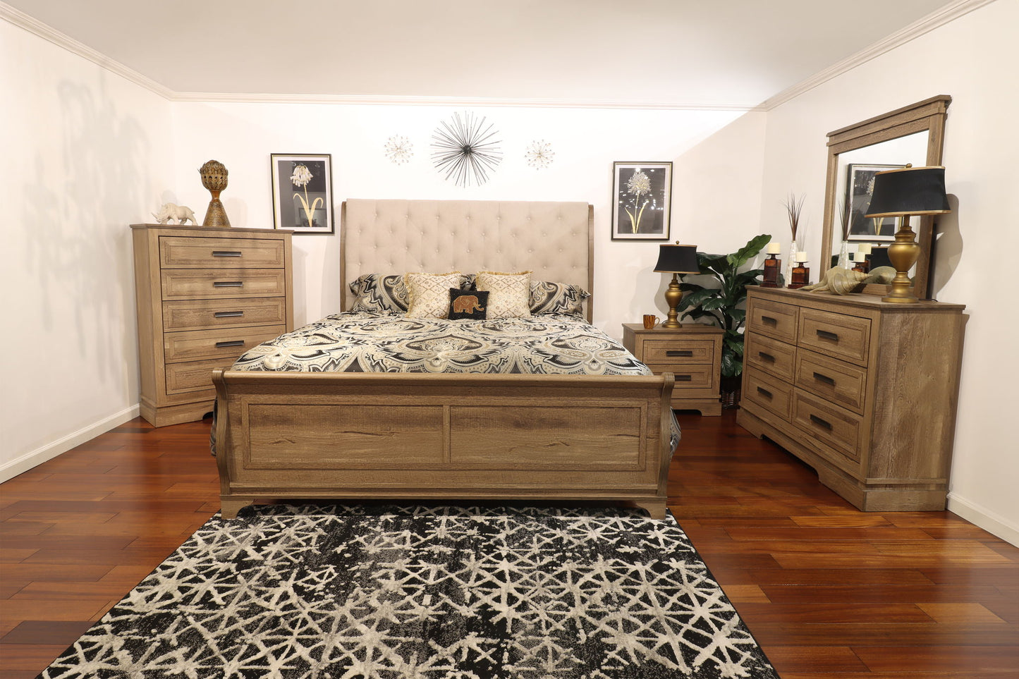 Coventry Hall - Mirror - Pecan