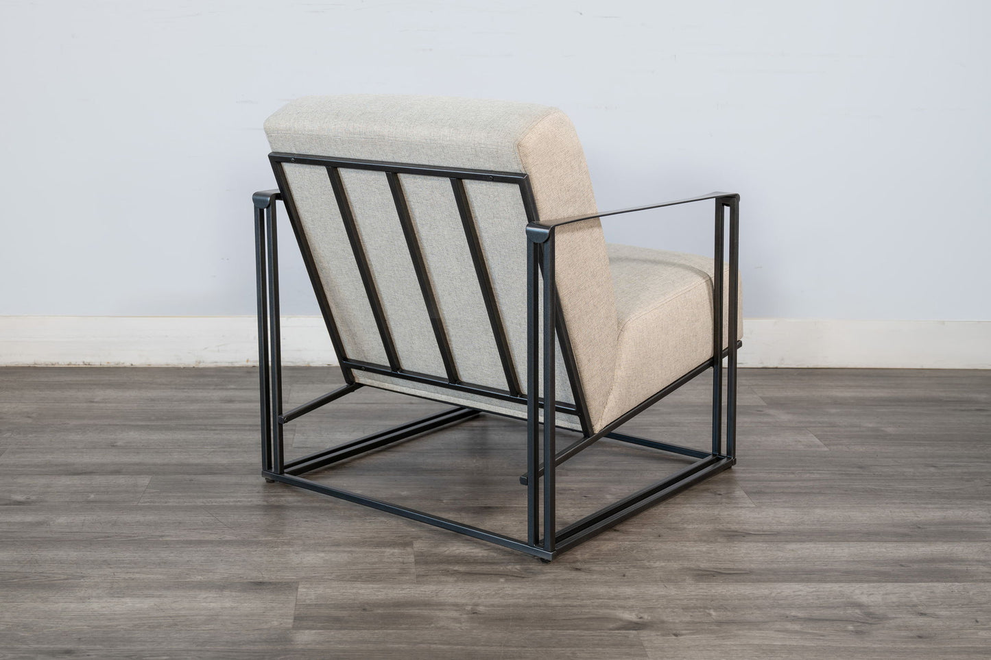 Chair With Metal Frame - Carioca