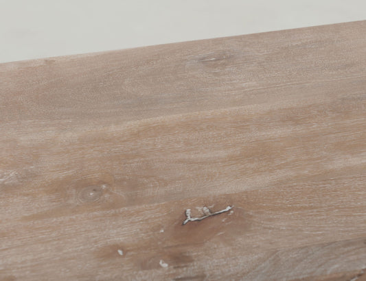 White Balam - Console - Ivory White