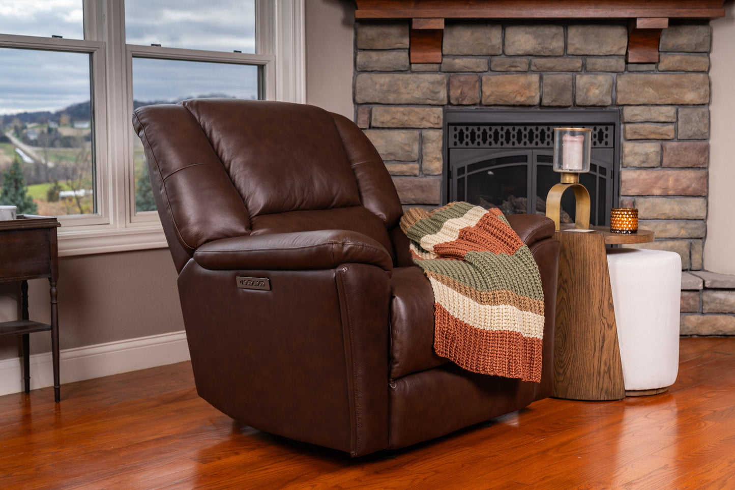 Plush - Recliner - Tavern Brown