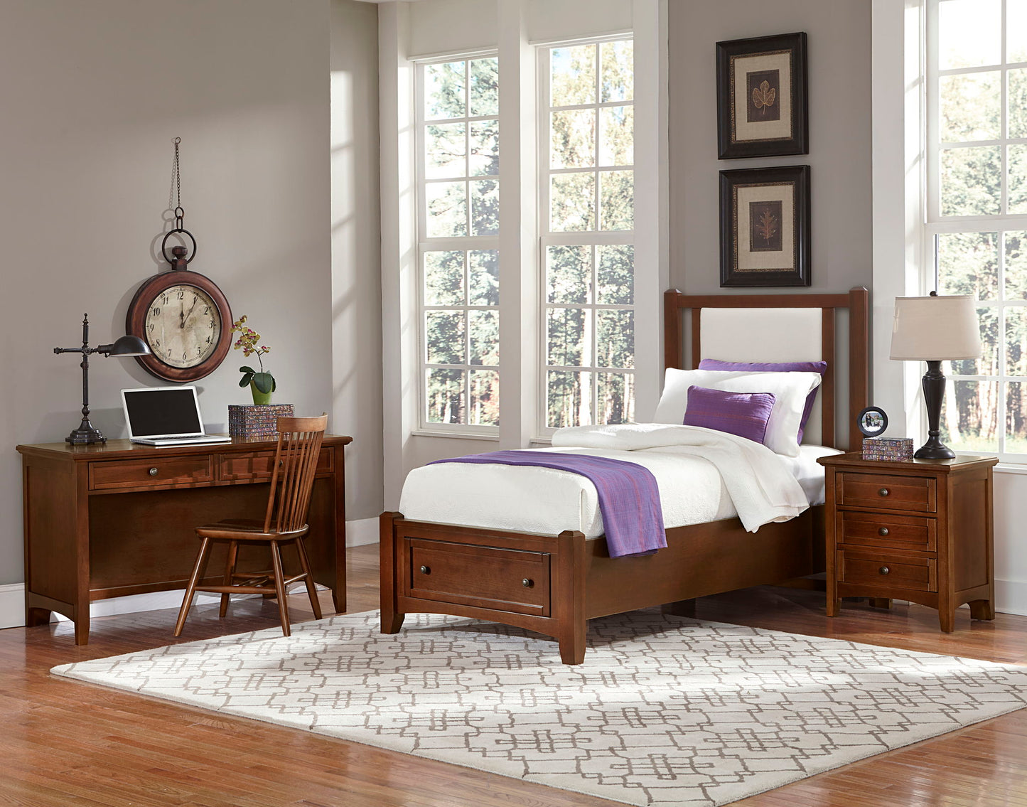 Bonanza - Pebble Gray Upholstered Bed With Mansion Footboard