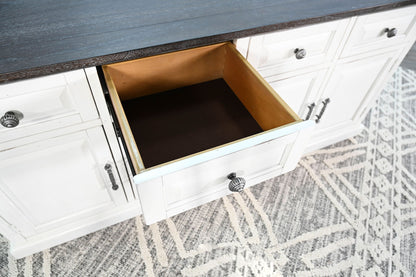 Carriage House - Credenza - Cottage White / Europen Dark