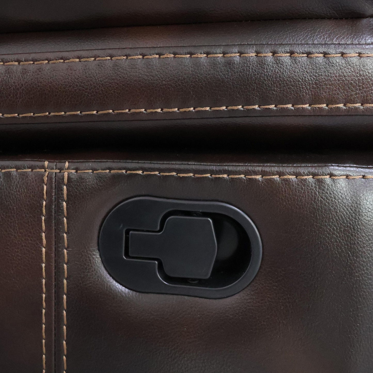 Kellen - Reclining Console Loveseat