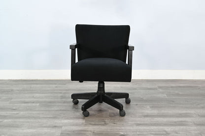 Gibson - Game Chair With Casters