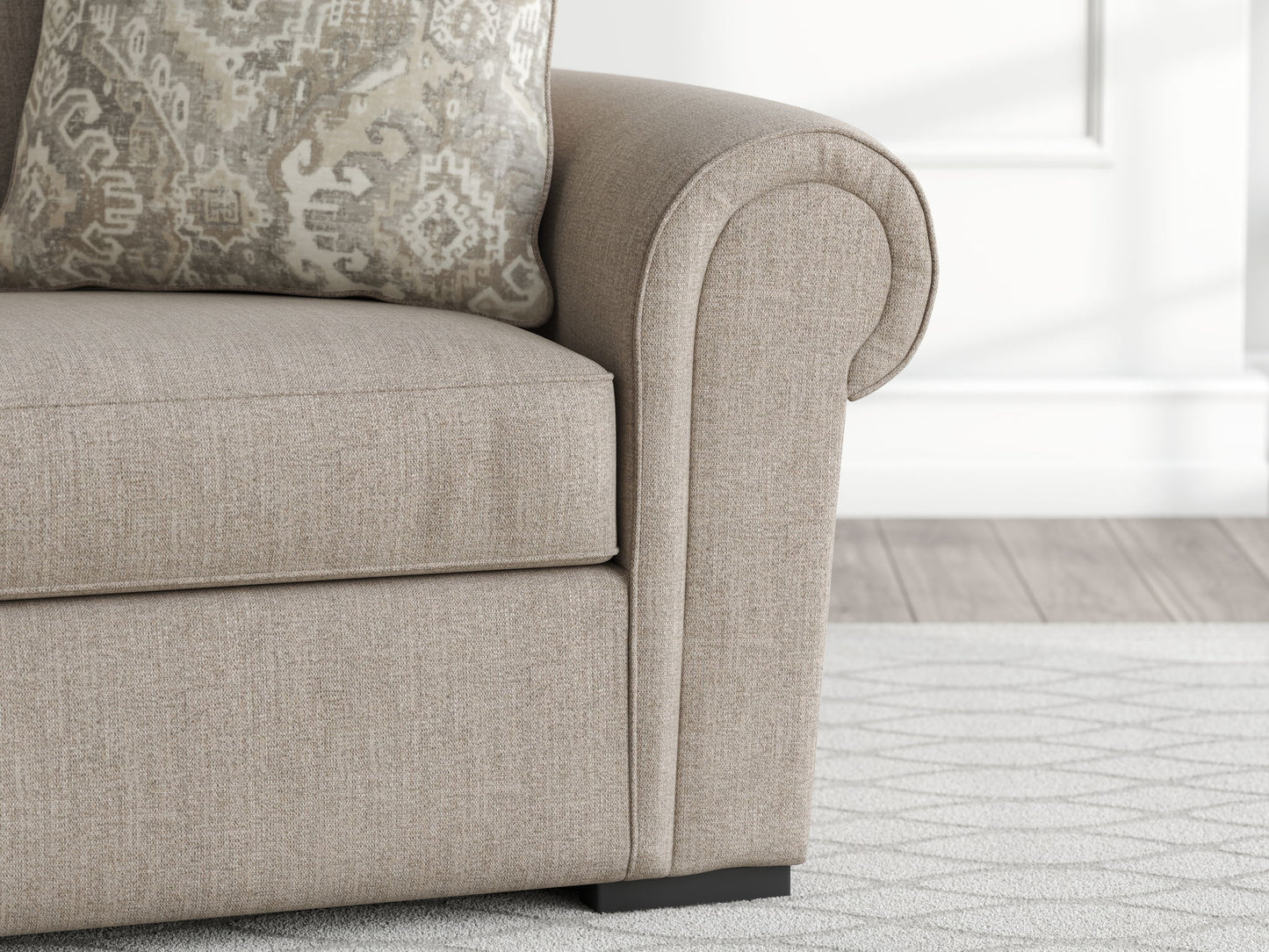 Sararose - Chair and a Half - Heather