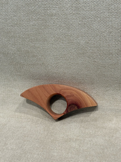 Spine Splitter — Handcrafted Wooden Thumb Book Holder