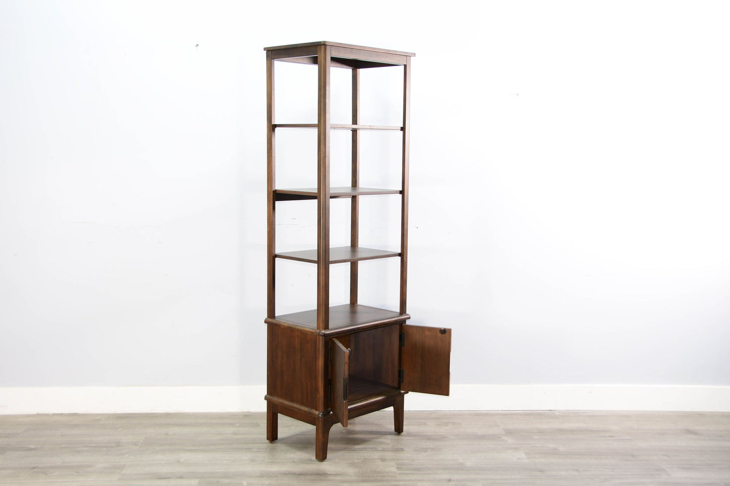 Sinatra - Wood Pier - Coffee Bean