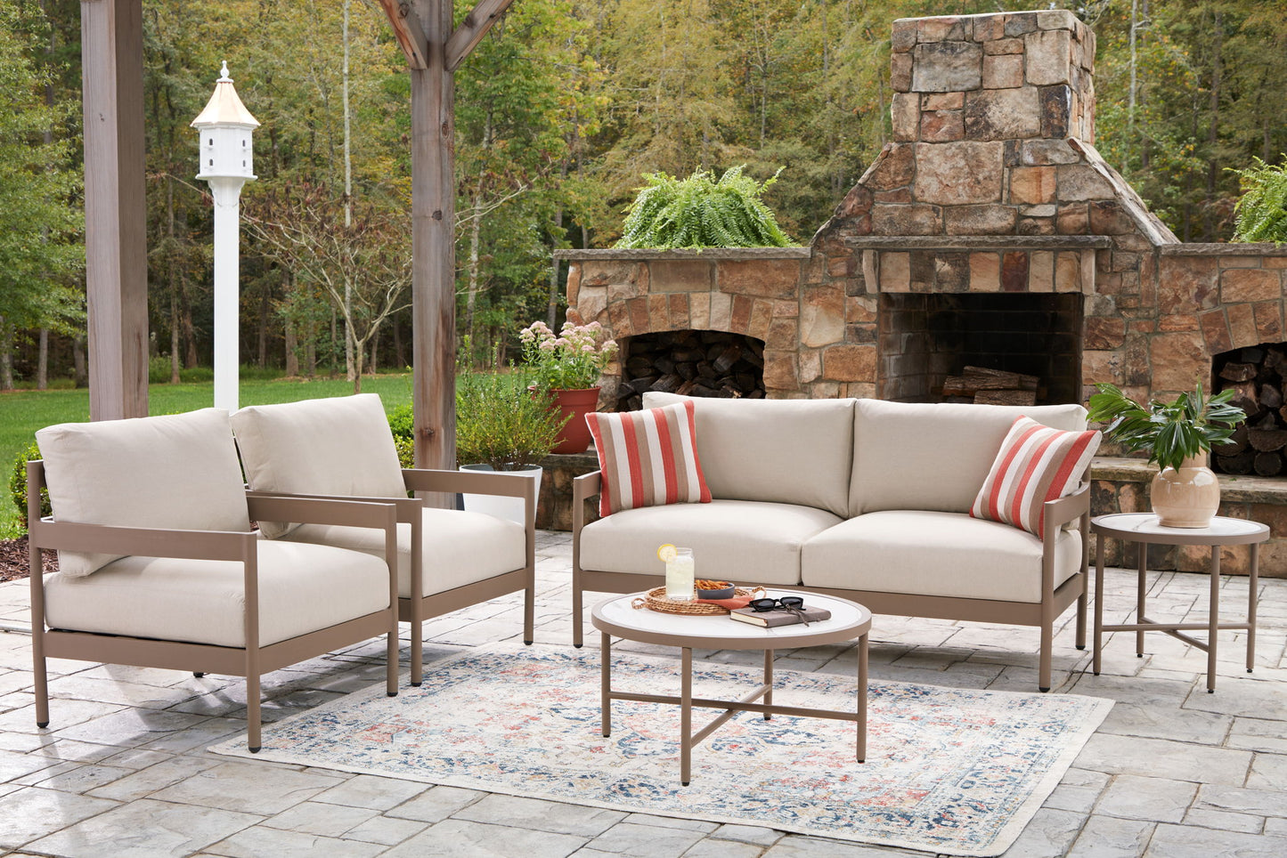 Bluff Trail - Loveseat, Lounge Chairs, Tables Set (Set of 5) - Beige