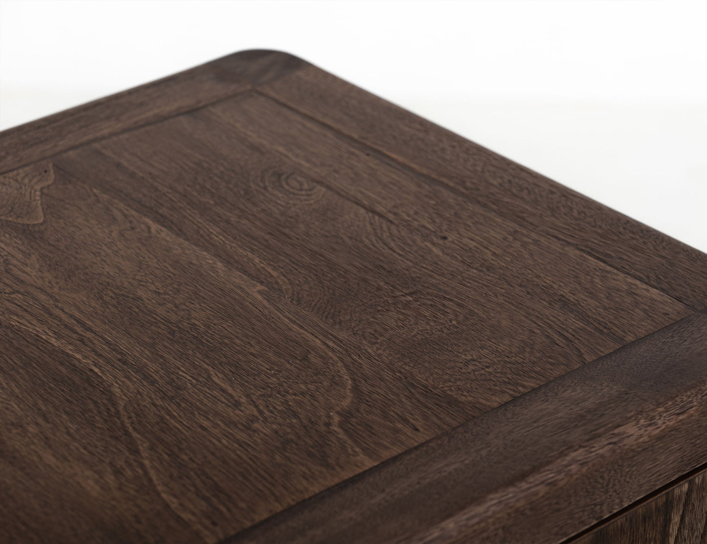 Praga - 4-Drawer Chest - Almond / Barrel Brown