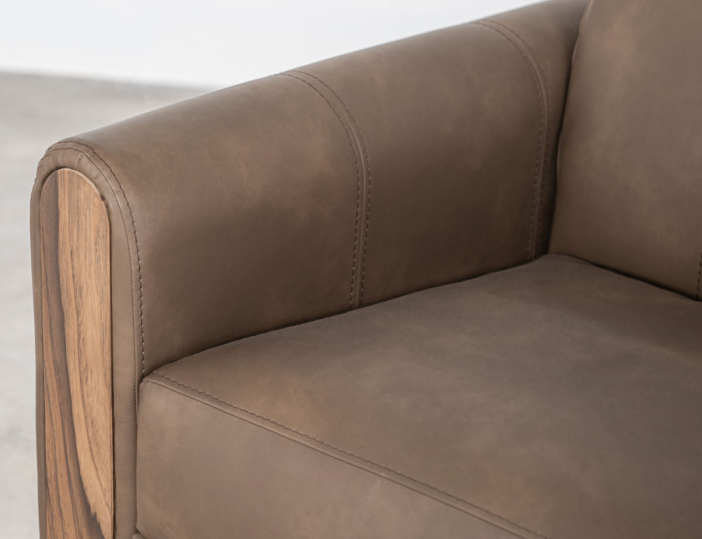Balam - Armchair - Brown