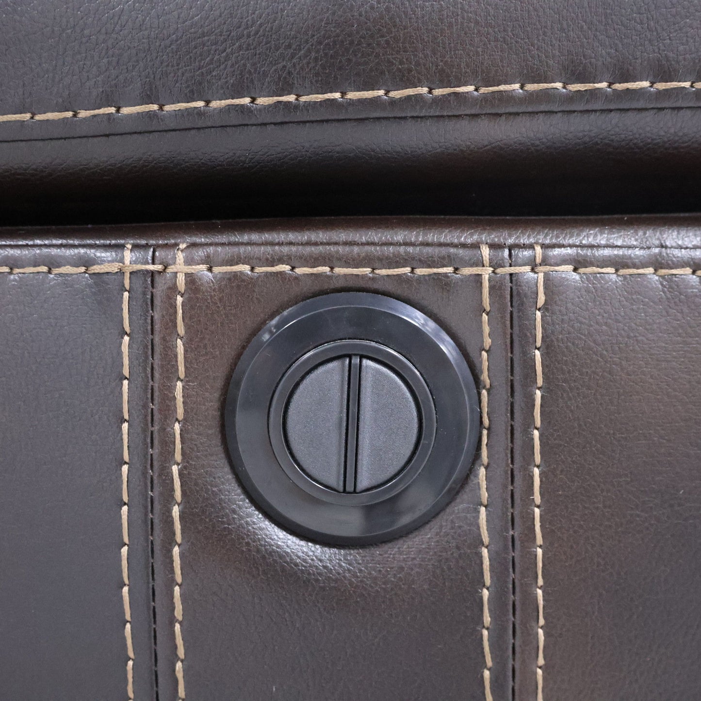 Kellen - Reclining Console Loveseat