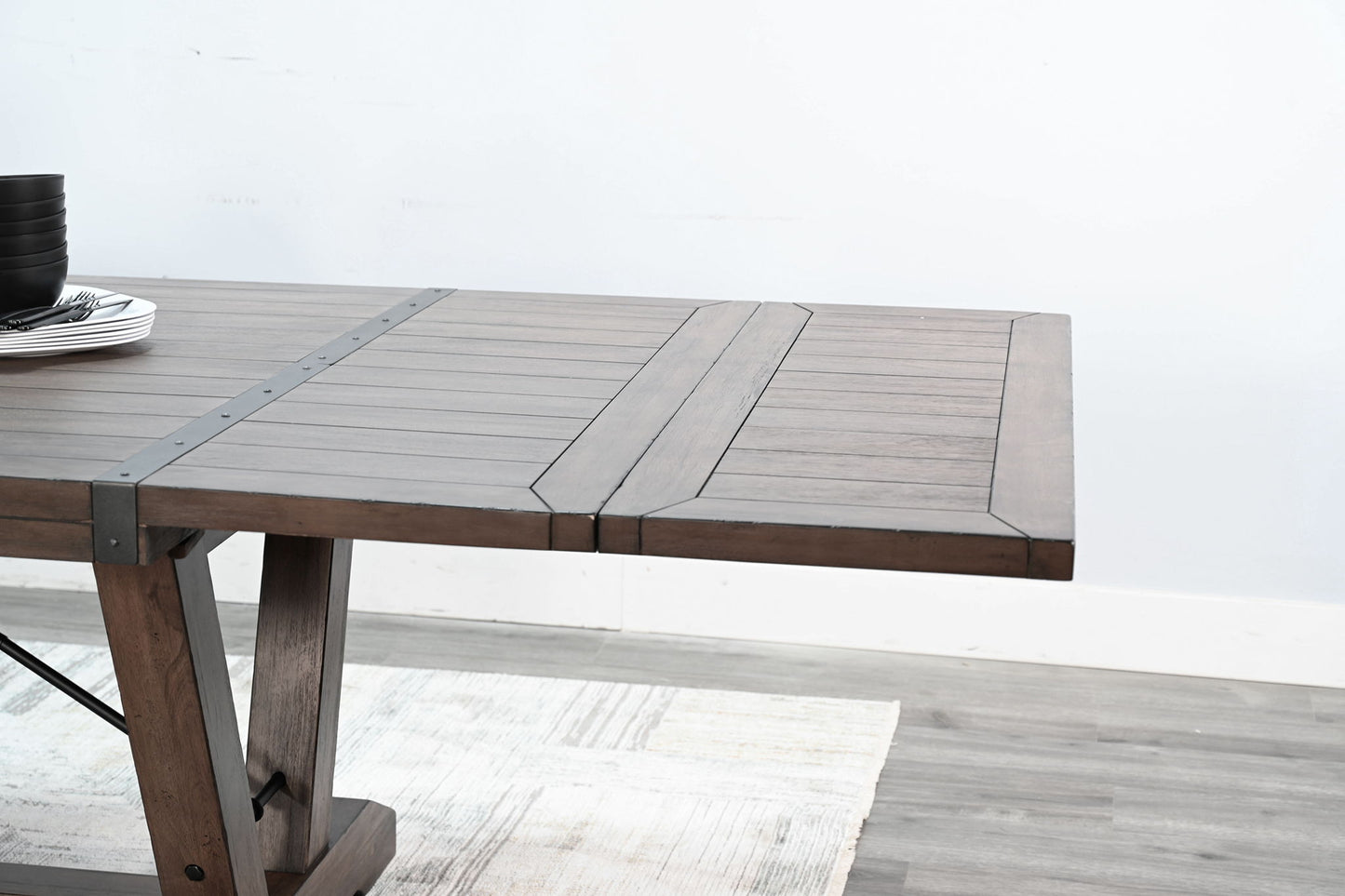 Doe Valley - Yellowstone Dining Table With Extensions With Folding Leaves - Buckskin