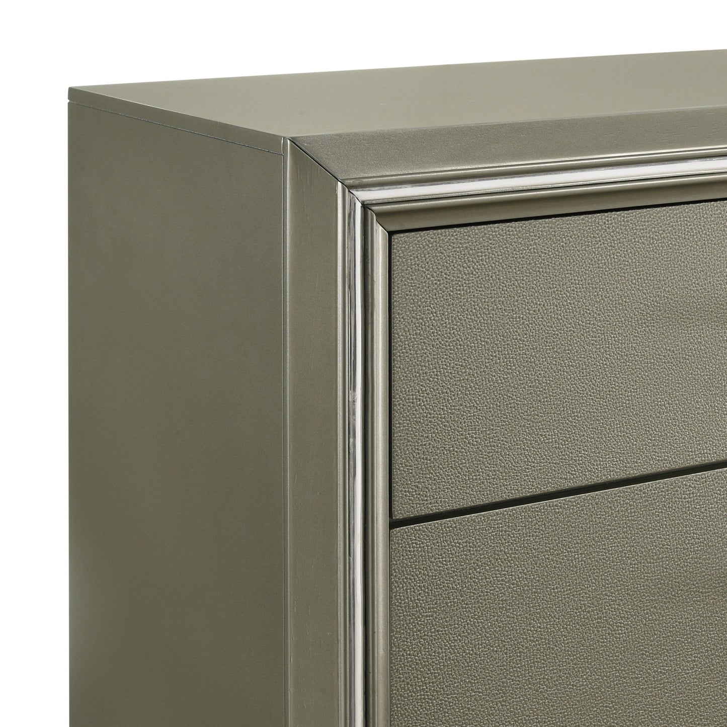 Lumina - Chest - Silver