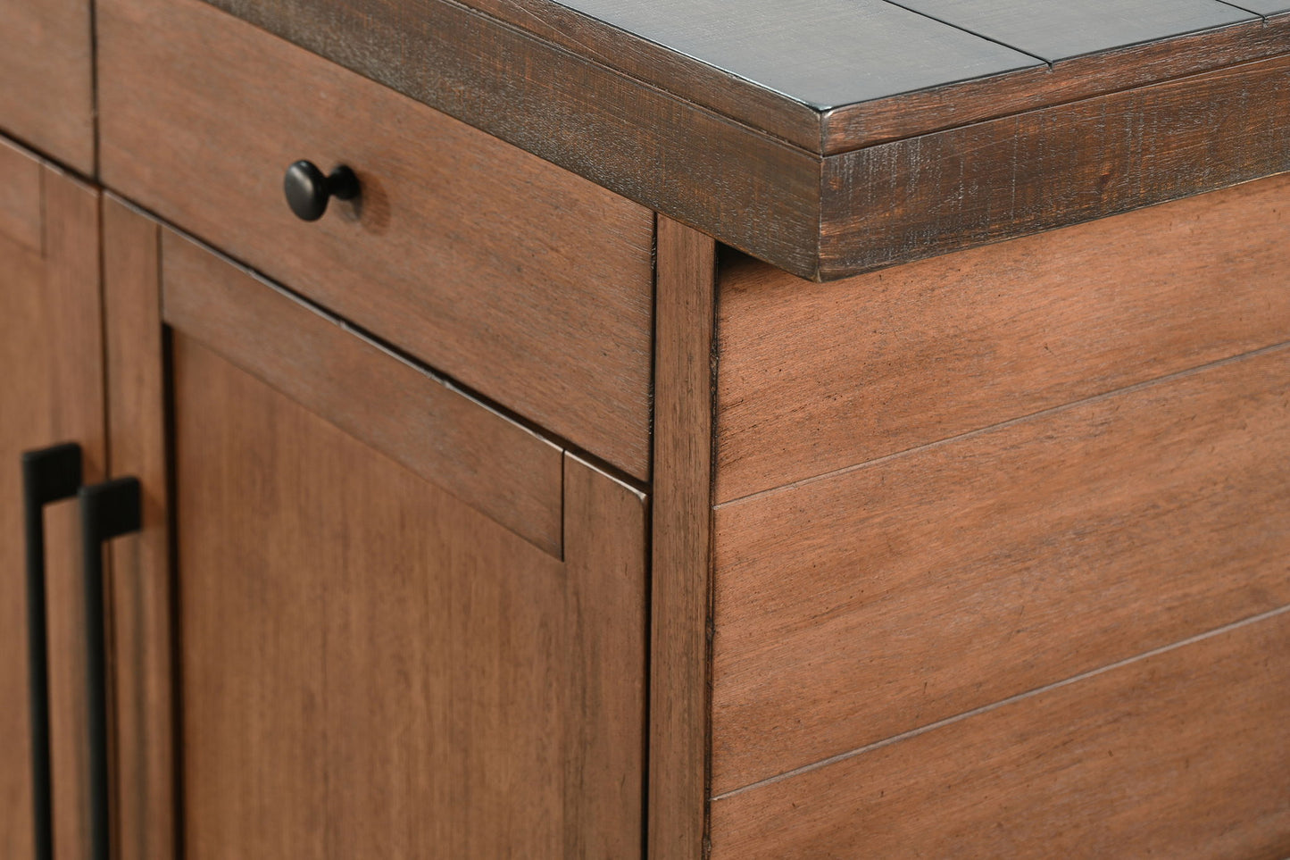 Boise - Server - Tobacco Leaf / Buckskin